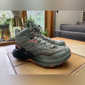 Gently Used Speedgoat 5 Mid GTX - Size 7.5
